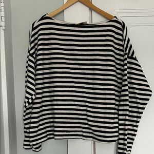 Universal Thread Black and White Striped Jersey Top